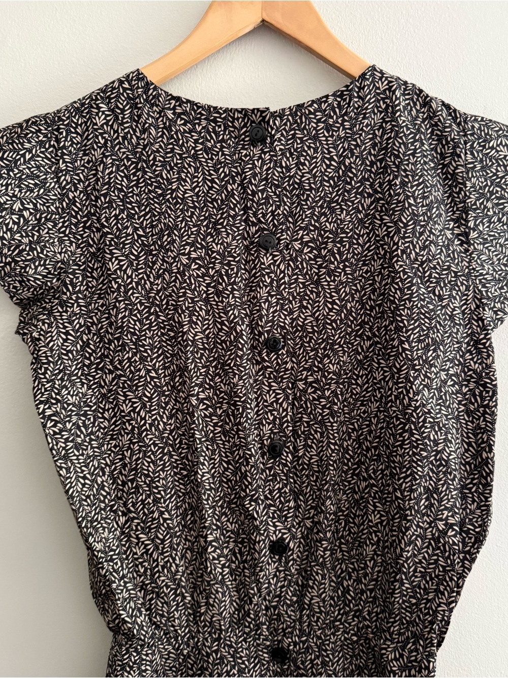 Vintage Handmade Lightweight Summer Dress - Picture 6 of 7